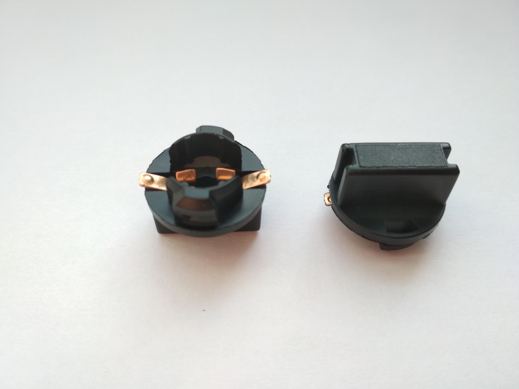 Патрон размер 5 черный  под безцокольную