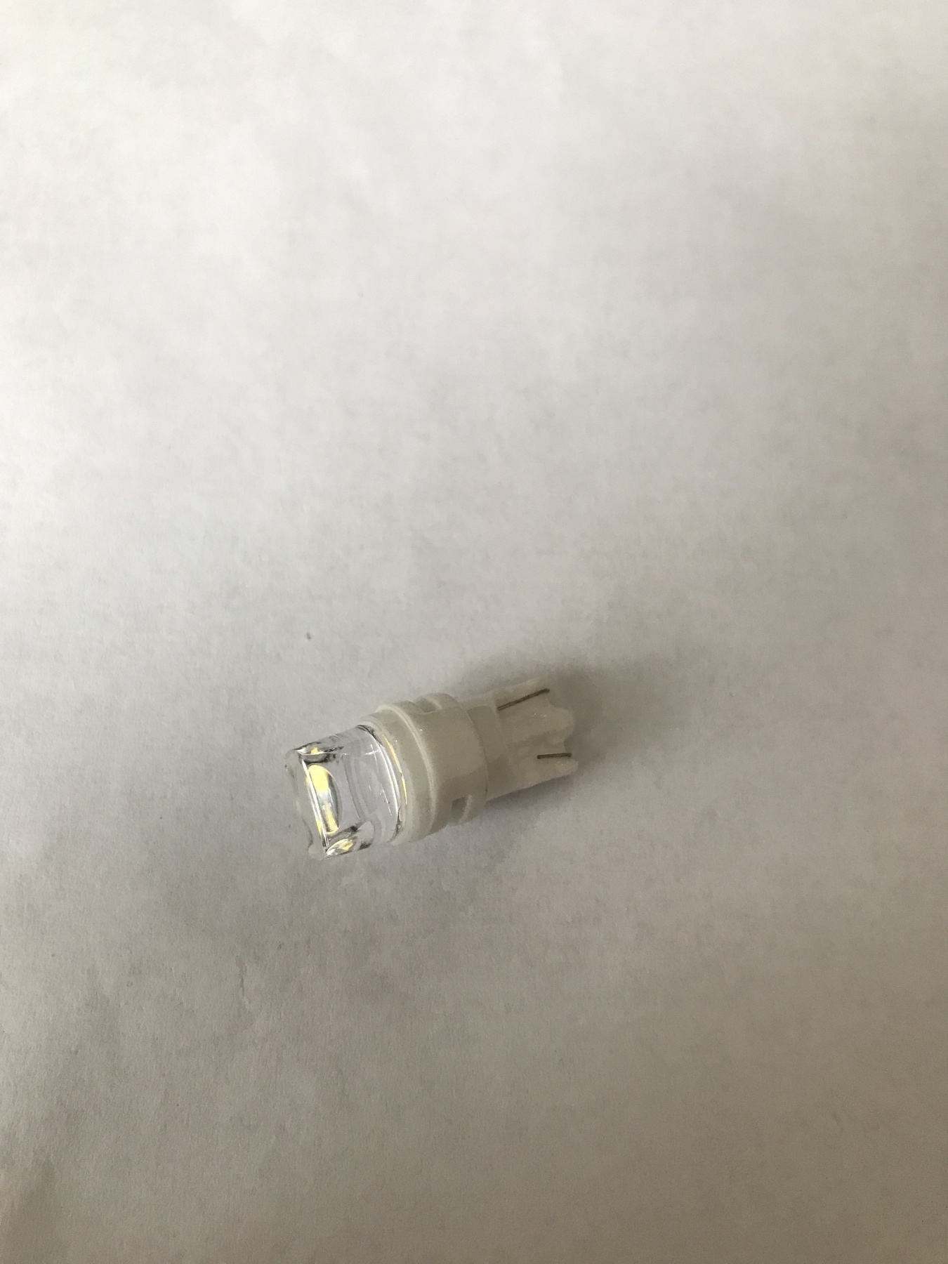 Лампочка светодиодная T10-3SMD-3D-2835 CLEAR 12V W