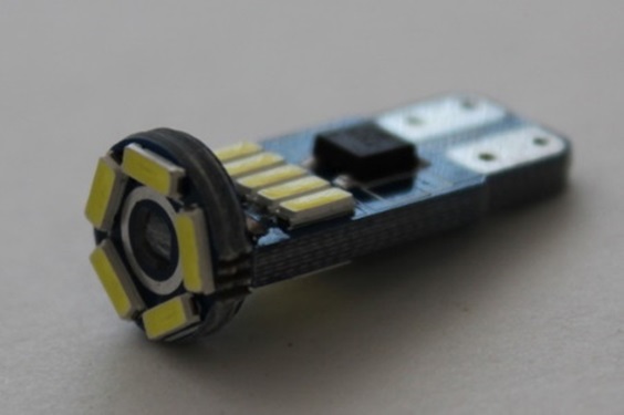 Лампочка светодиодная T10-4014-15SMD canbus nonpolar 12V