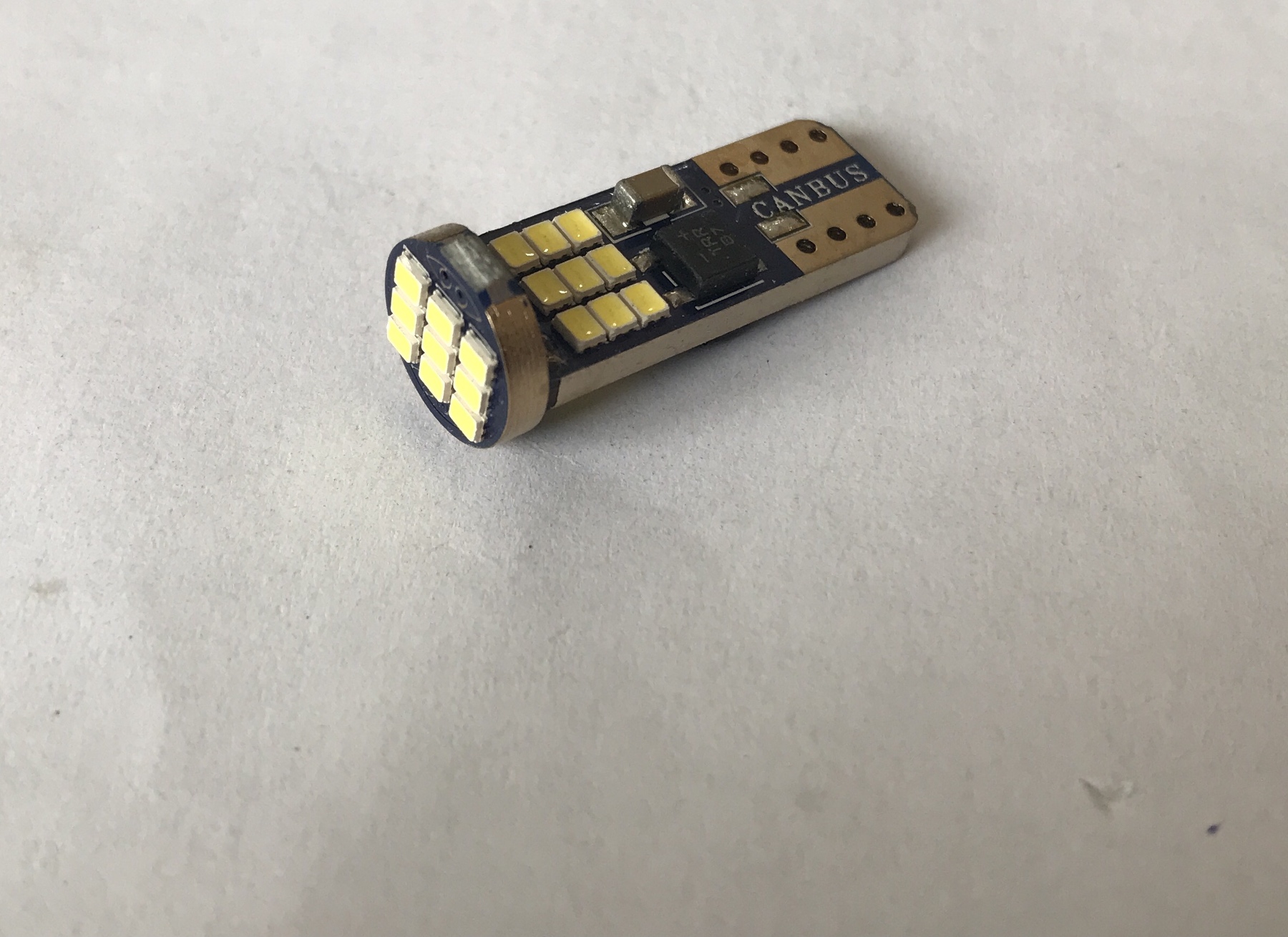 Лампочка светодиодная T10-2016-27 SMD CANBUS