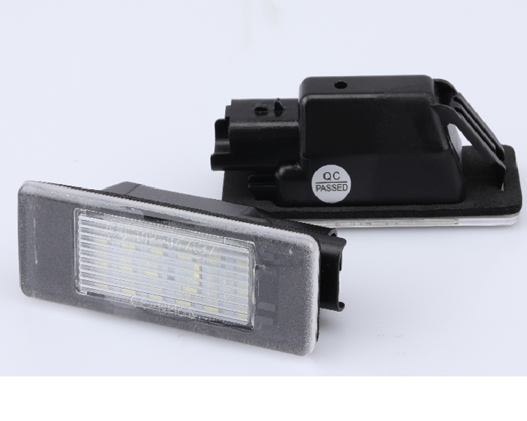 Светодиодные фонари подсветки номерного знака для PEUGEOT, CITROEN, MERCEDES-BENZ 3W 12V (компл - 2 шт