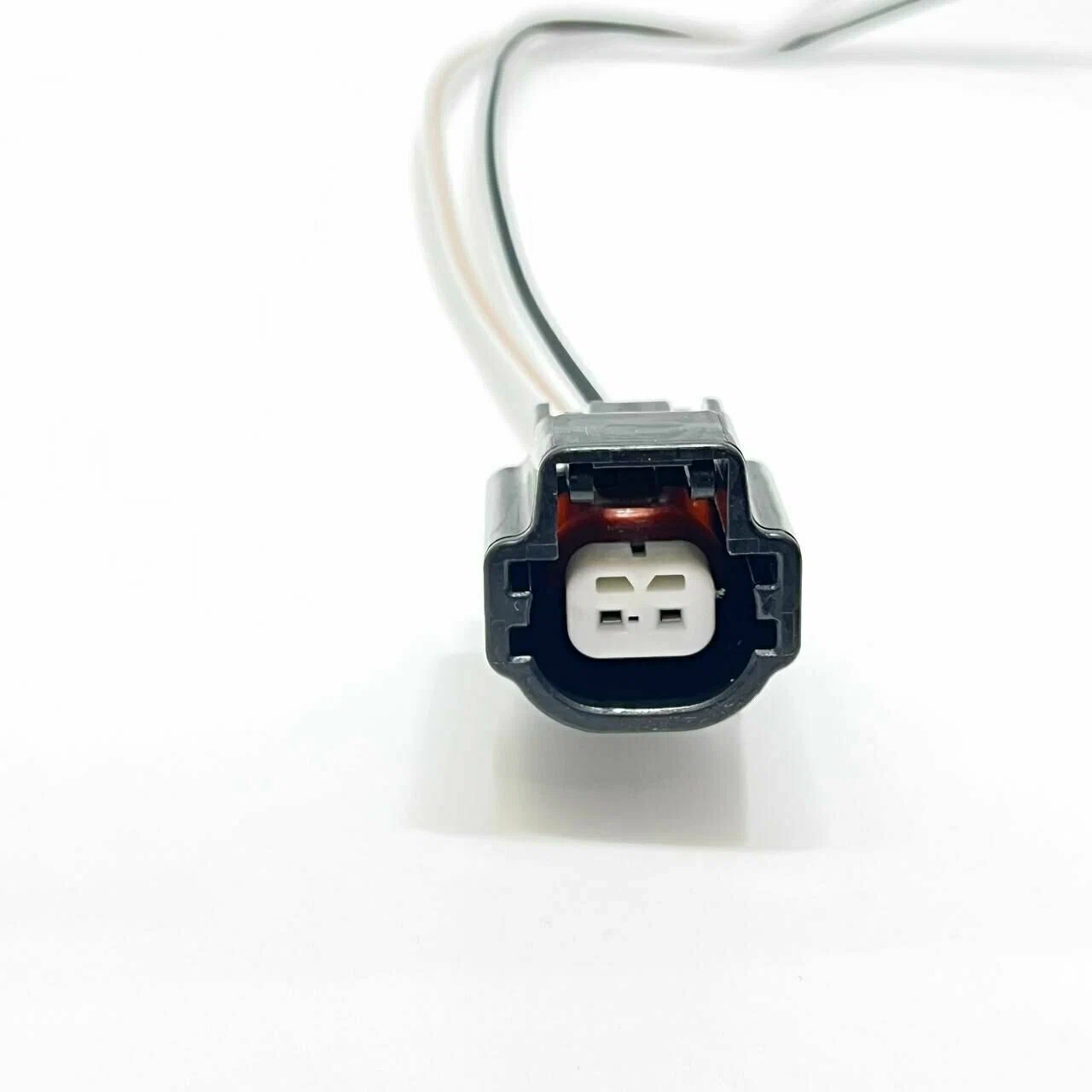 Разъем герметичный 2 контактный Заднего хода и дневных ходовых огней Nissan, Infiniti