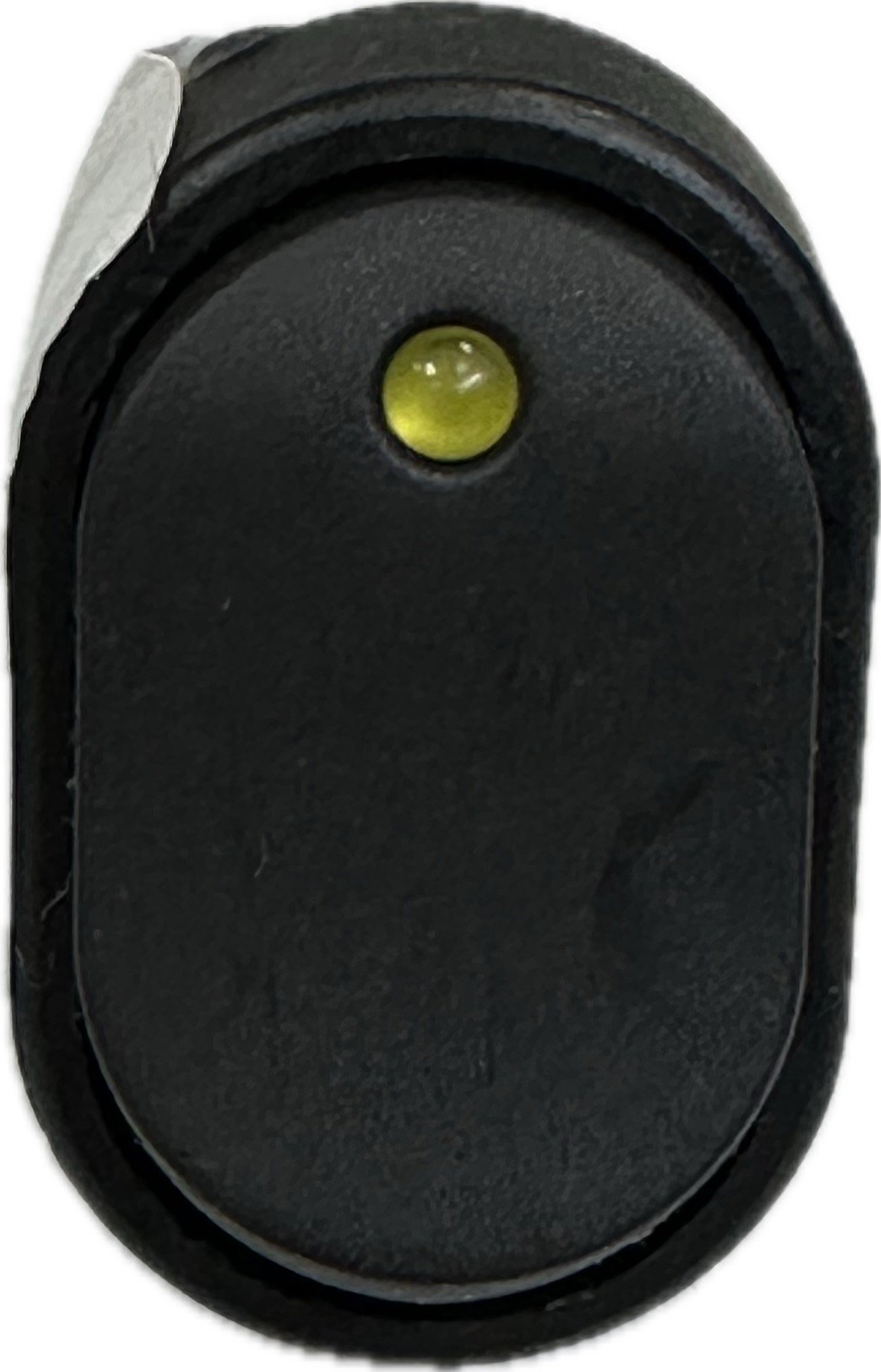 Кнопка черная клавишная овальная 3-конт. 12V (3C)  ON-OFF с желтой точечной подсветкой
